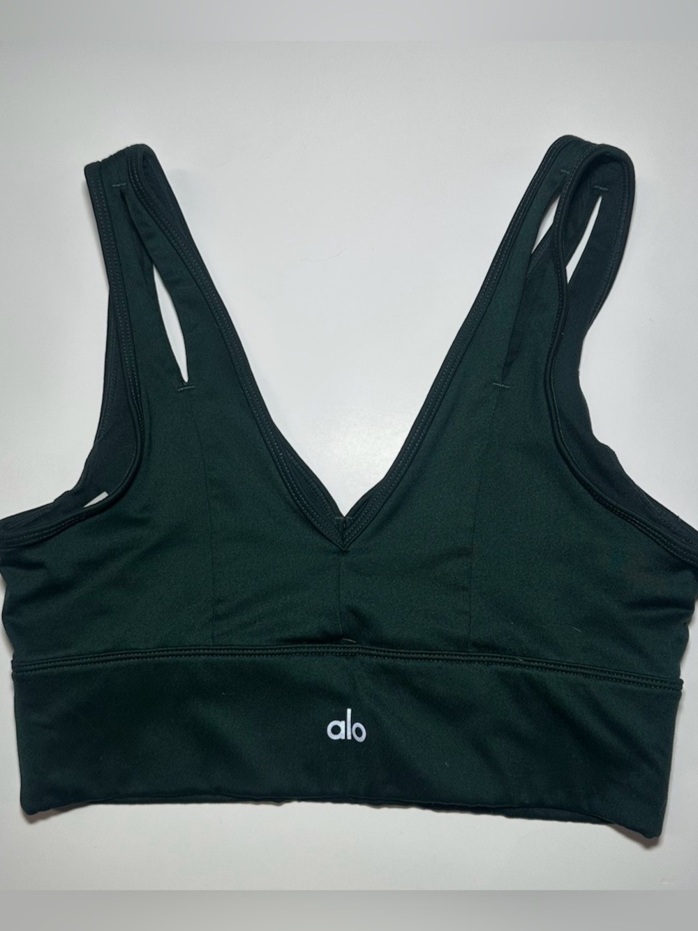 Alo Yoga Airlift Intrigue Sports Bra Forest Green V-Neck Double Strap Womens M